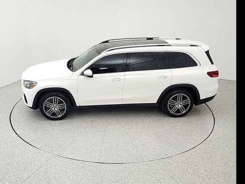 Used 2024 Mercedes-Benz GLS 450 4MATIC image 39