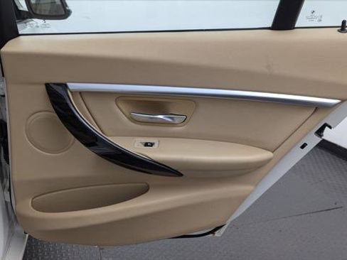 Used 2016 BMW 328i Sedan image 19