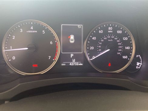 Used 2024 Lexus IS 300 w/ Comfort Package RWD image 15