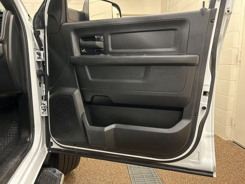 Used 2022 RAM 3500 Tradesman w/ Chrome Appearance Group image 15