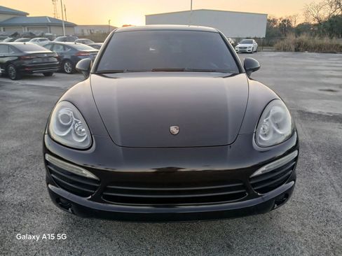 Used 2011 Porsche Cayenne image 3