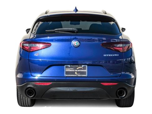 Used 2022 Alfa Romeo Stelvio Sprint image 7