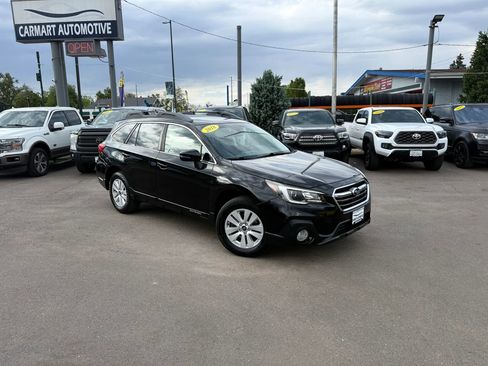 Used 2018 Subaru Outback 2.5i Premium AWD/4WD image 2