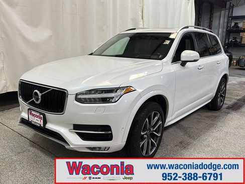 Used 2019 Volvo XC90 T6 Momentum w/ Advanced Package image 1