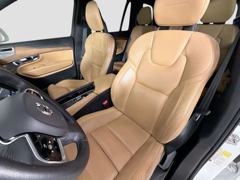 Used 2017 Volvo XC90 T6 Inscription w/ Vision Package image 22