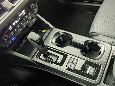 New 2026 Subaru Outback Touring XT AWD/4WD image 18