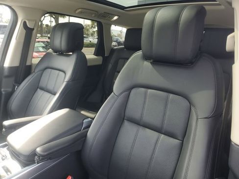 Used 2022 Land Rover Range Rover Sport HSE Silver Edition image 15