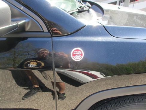 Used 2018 Jeep Compass Trailhawk w/ Leather Interior Group AWD/4WD image 4