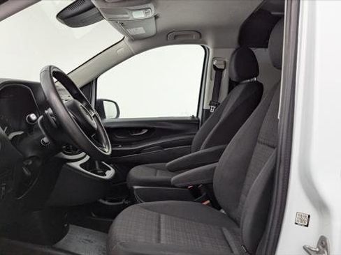 Used 2020 Mercedes-Benz Metris image 14