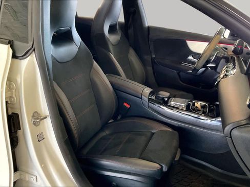 Used 2022 Mercedes-Benz CLA 35 AMG 4MATIC image 8