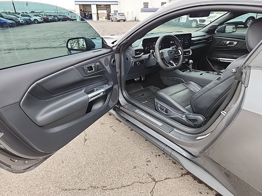 Used 2024 Ford Mustang GT Premium RWD image 8