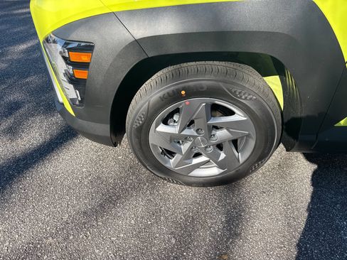 New 2026 Hyundai Kona SE FWD image 12