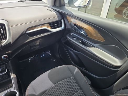 Certified 2021 GMC Terrain SLE FWD image 14