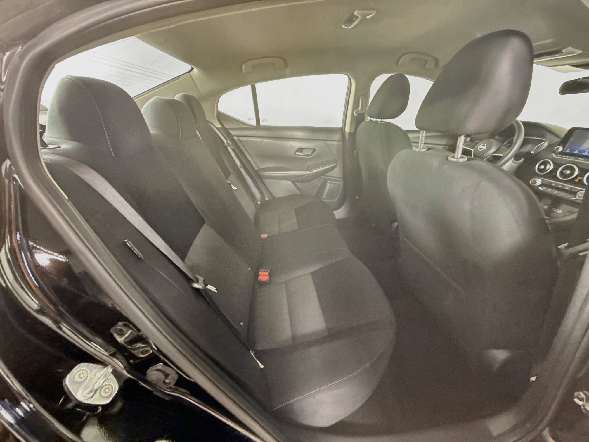 Used 2024 Nissan Sentra SV FWD image 32
