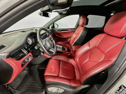 Used 2023 Porsche Macan S AWD/4WD image 21