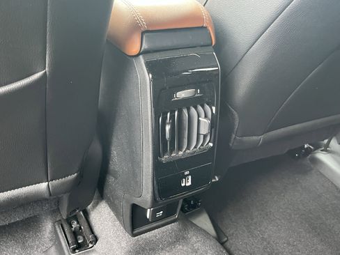 Used 2025 Jeep Compass Limited w/ Elite Group image 16