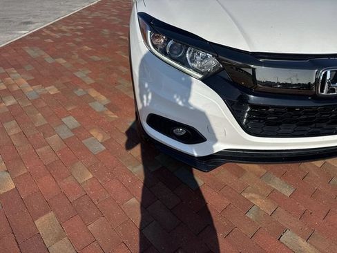 Used 2022 Honda HR-V Sport image 29