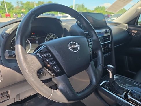 Used 2023 Nissan Armada SV w/ Cargo Package AWD/4WD image 9
