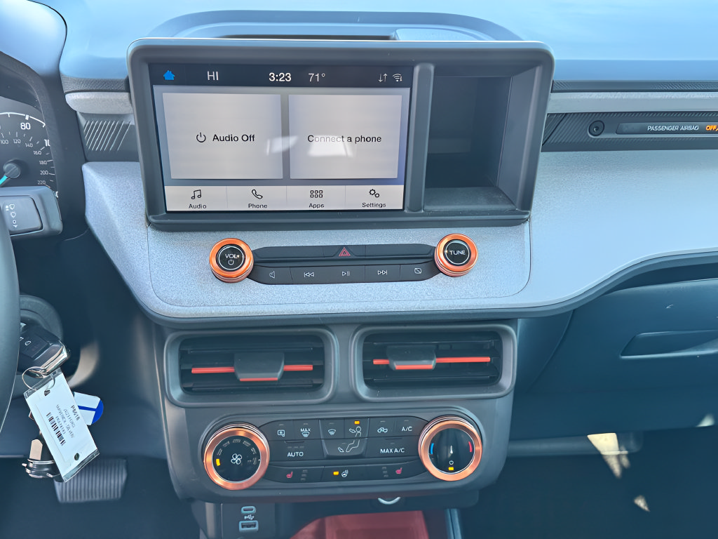 Used 2023 Ford Maverick XLT w/ XLT Luxury Package FWD image 17