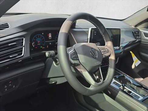 New 2026 Volkswagen Atlas Cross Sport SE FWD image 6