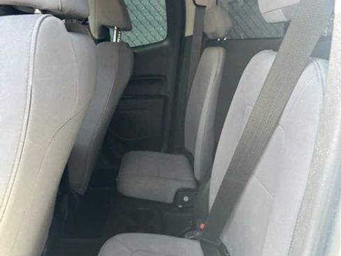 Used 2017 Chevrolet Colorado W/T w/ WT Convenience Package RWD image 15