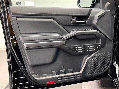 New 2026 Toyota Tacoma SR5 image 12