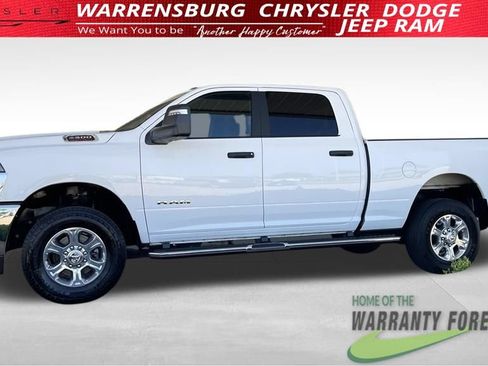 Used 2026 RAM 2500 Big Horn AWD/4WD image 5