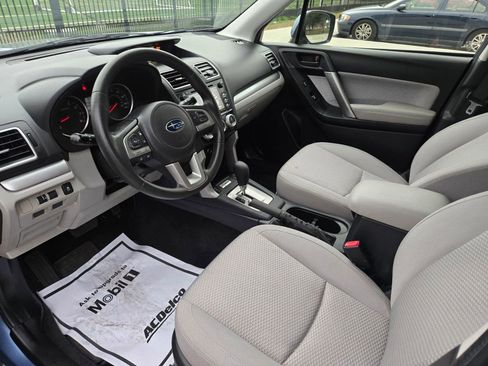 Used 2018 Subaru Forester 2.5i Premium w/ All-Weather Package image 10