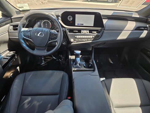 Used 2025 Lexus ES 350 FWD image 18