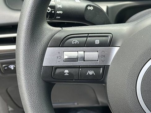 Used 2026 Hyundai Tucson SE FWD image 24