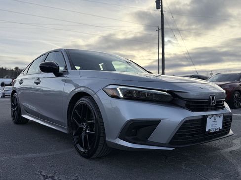 Certified 2023 Honda Civic Sport image 3