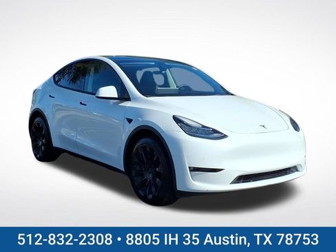 Used 2022 Tesla Model Y Long Range AWD/4WD image 1