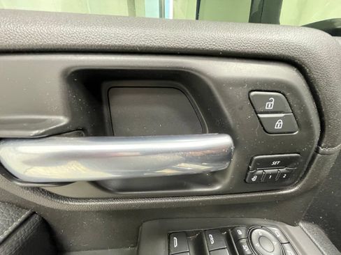 Used 2021 GMC Sierra 2500 Denali w/ Denali Ultimate Package AWD/4WD image 17