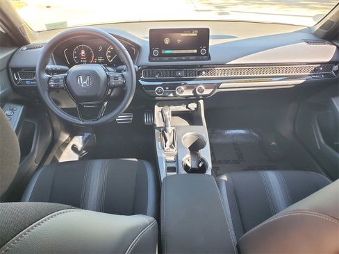 Used 2024 Honda Civic Sport image 9