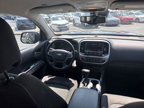 Used 2021 Chevrolet Colorado LT w/ Redline Special Edition AWD/4WD image 19