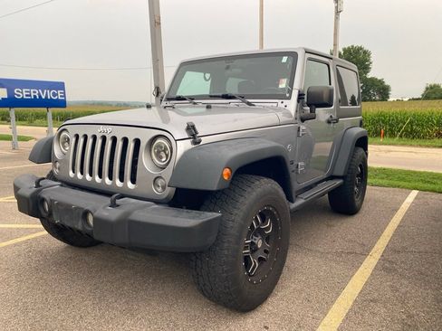 Used 2016 Jeep Wrangler Sport w/ Quick Order Package 24S AWD/4WD image 18