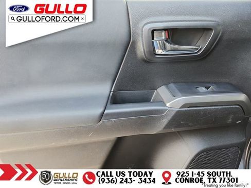 Used 2023 Toyota Tacoma TRD Off-Road image 18