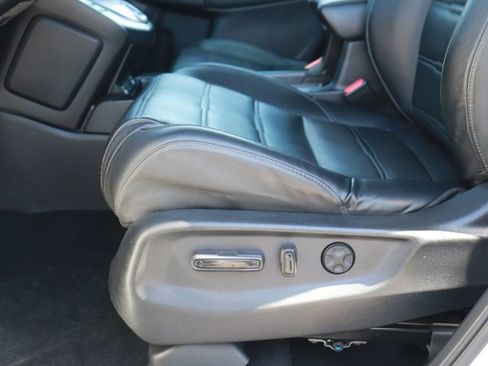 Used 2020 Honda CR-V EX-L image 11