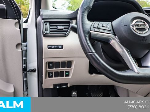 Used 2018 Nissan Rogue Sport SL FWD image 21