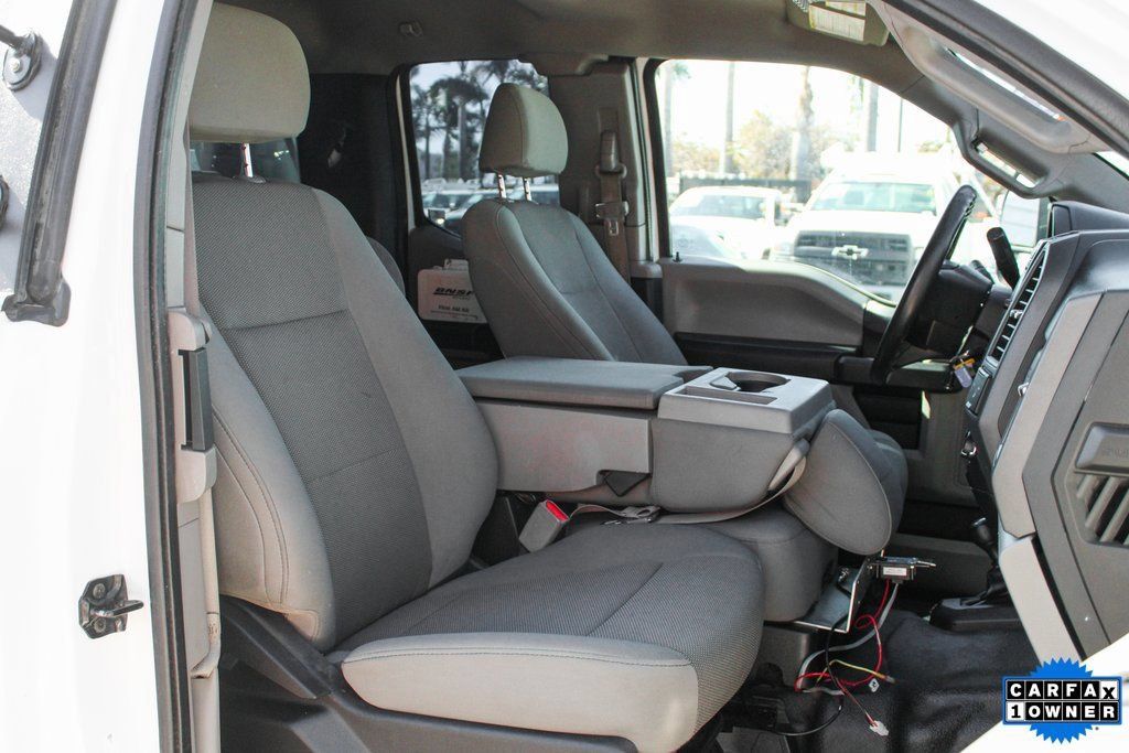 Used 2017 Ford F250 XL w/ Power Equipment Group AWD/4WD image 40