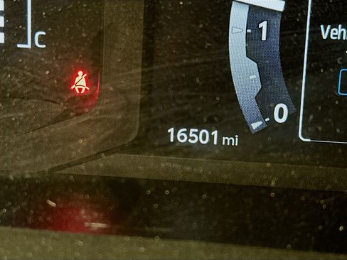 Used 2025 Toyota 4Runner SR5 image 19