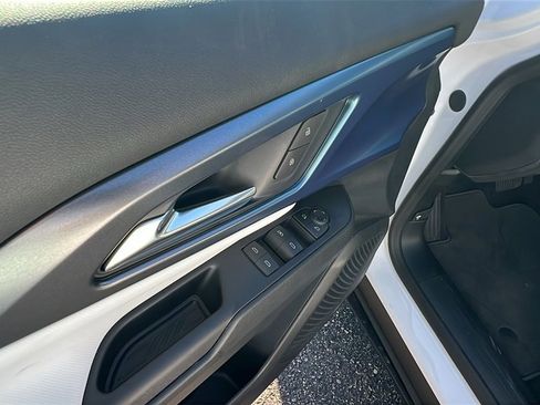 New 2026 Chevrolet Equinox EV LT image 12