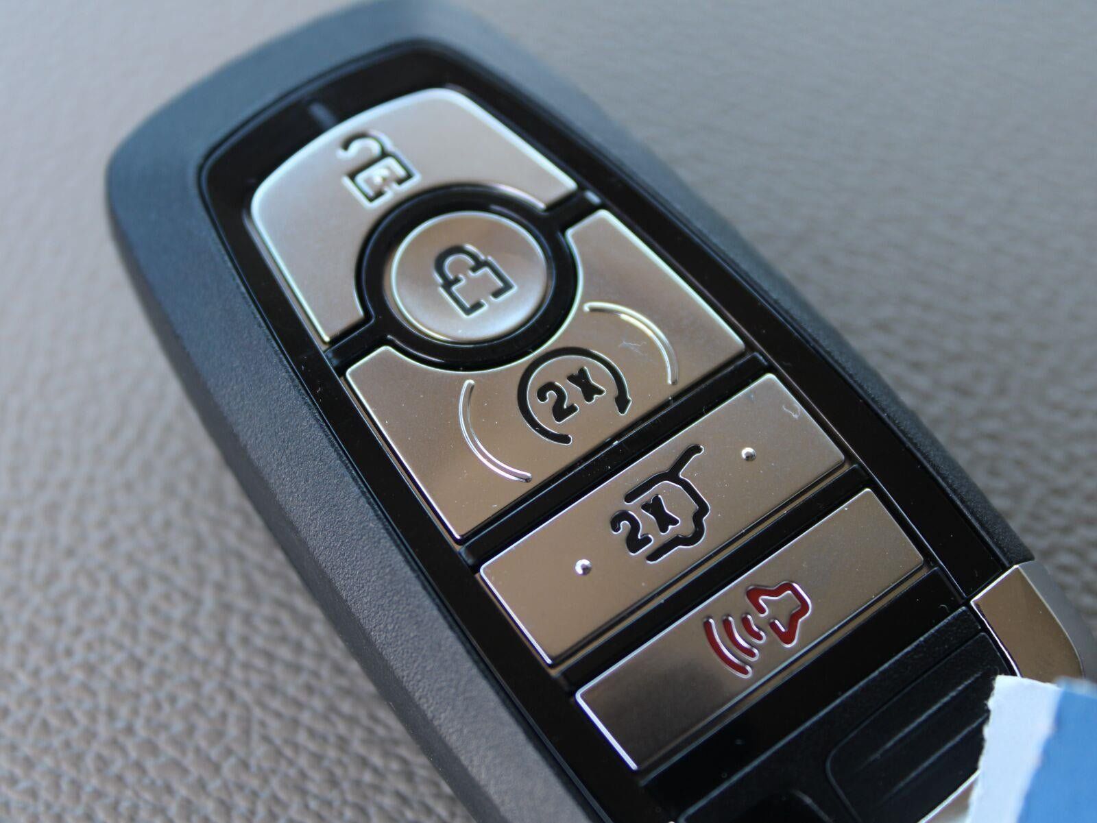 Used 2024 Ford Expedition Limited AWD/4WD image 18