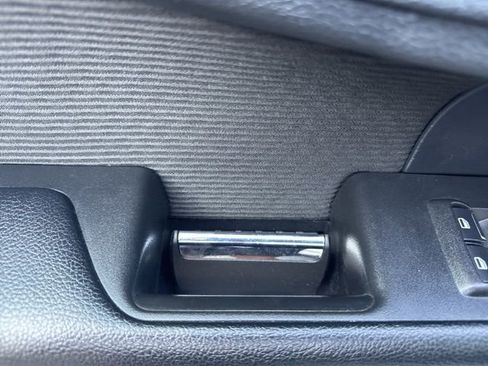 Used 2021 Ford Expedition XLT image 13