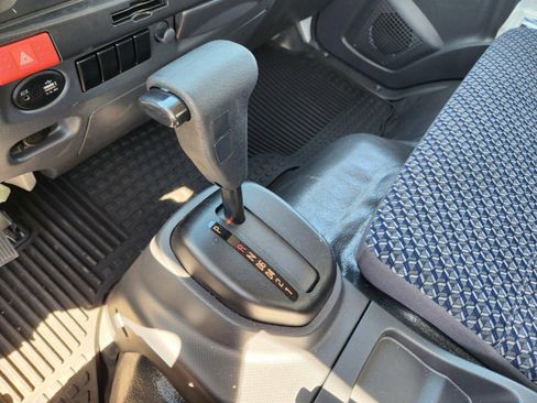 New 2024 Chevrolet Low Cab Forward image 23