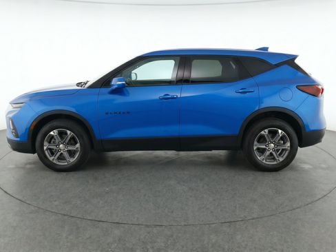 Used 2025 Chevrolet Blazer LT FWD image 5