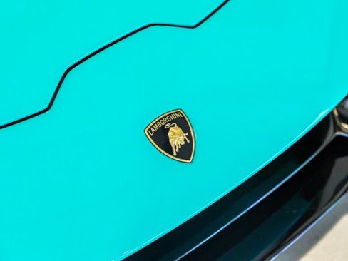 Used 2023 Lamborghini Huracan Tecnica RWD image 12