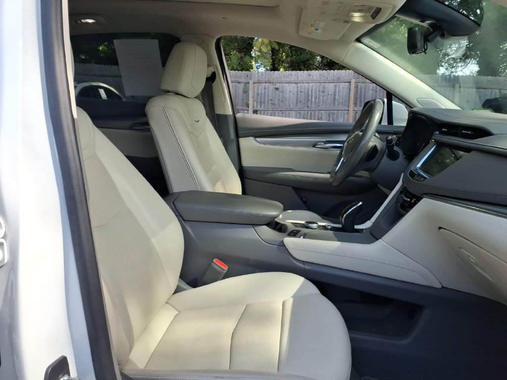 Used 2021 Cadillac XT5 Premium Luxury AWD/4WD image 10