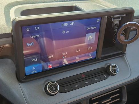 Used 2024 Ford Maverick Lariat w/ FX4 Off-Road Package AWD/4WD image 19