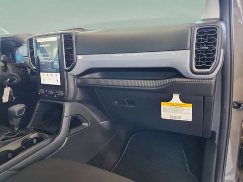 New 2025 Ford Ranger XL image 21